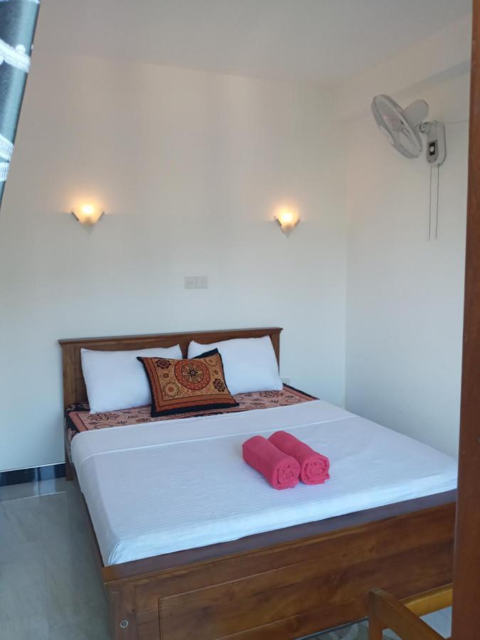 Kelum Homestay Kandy Luaran gambar