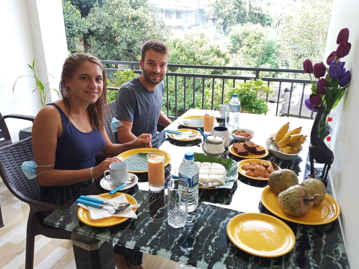 Kelum Homestay Kandy Luaran gambar